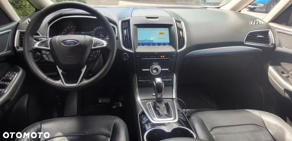 Ford Galaxy - 6
