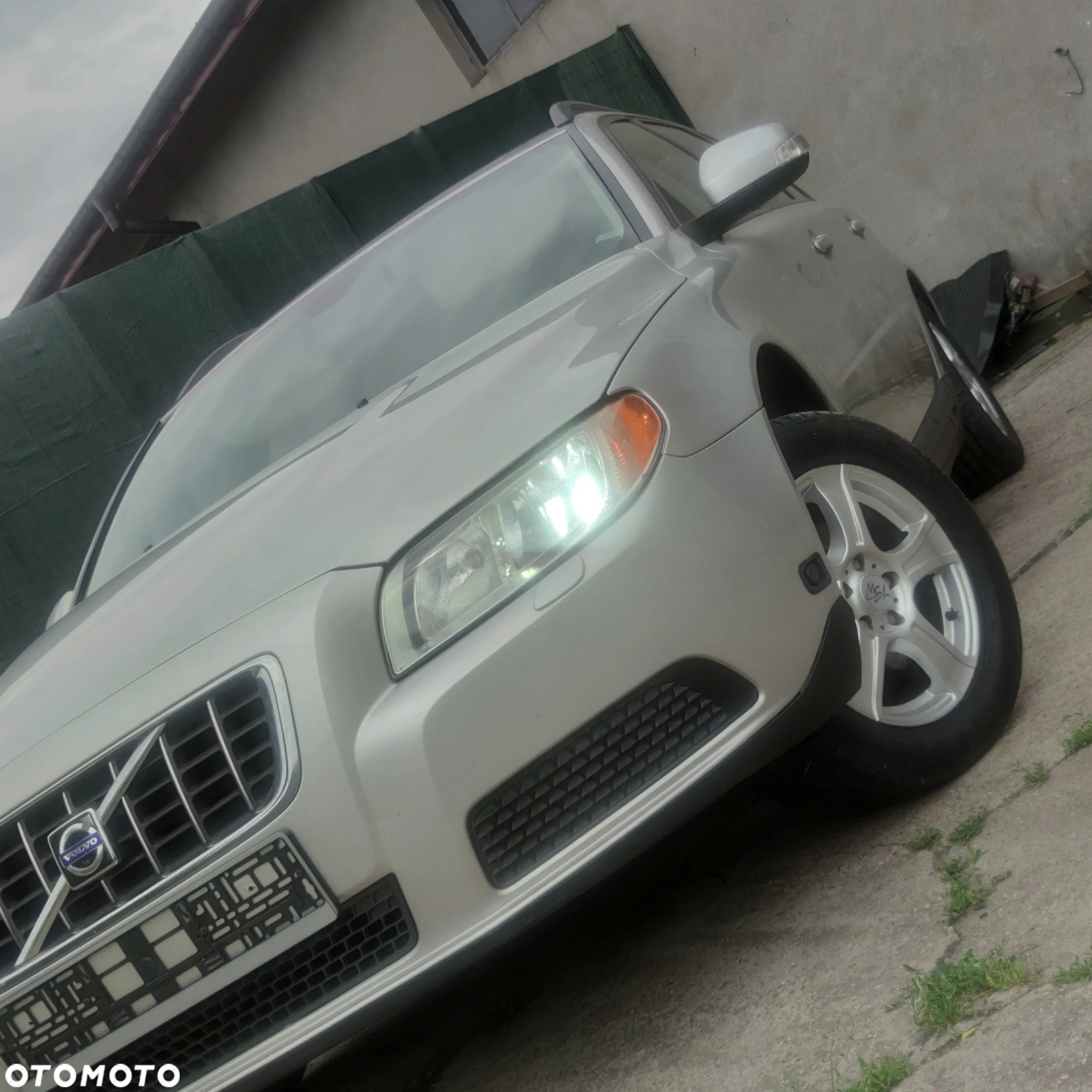 Volvo V70 2.0 Momentum - 8