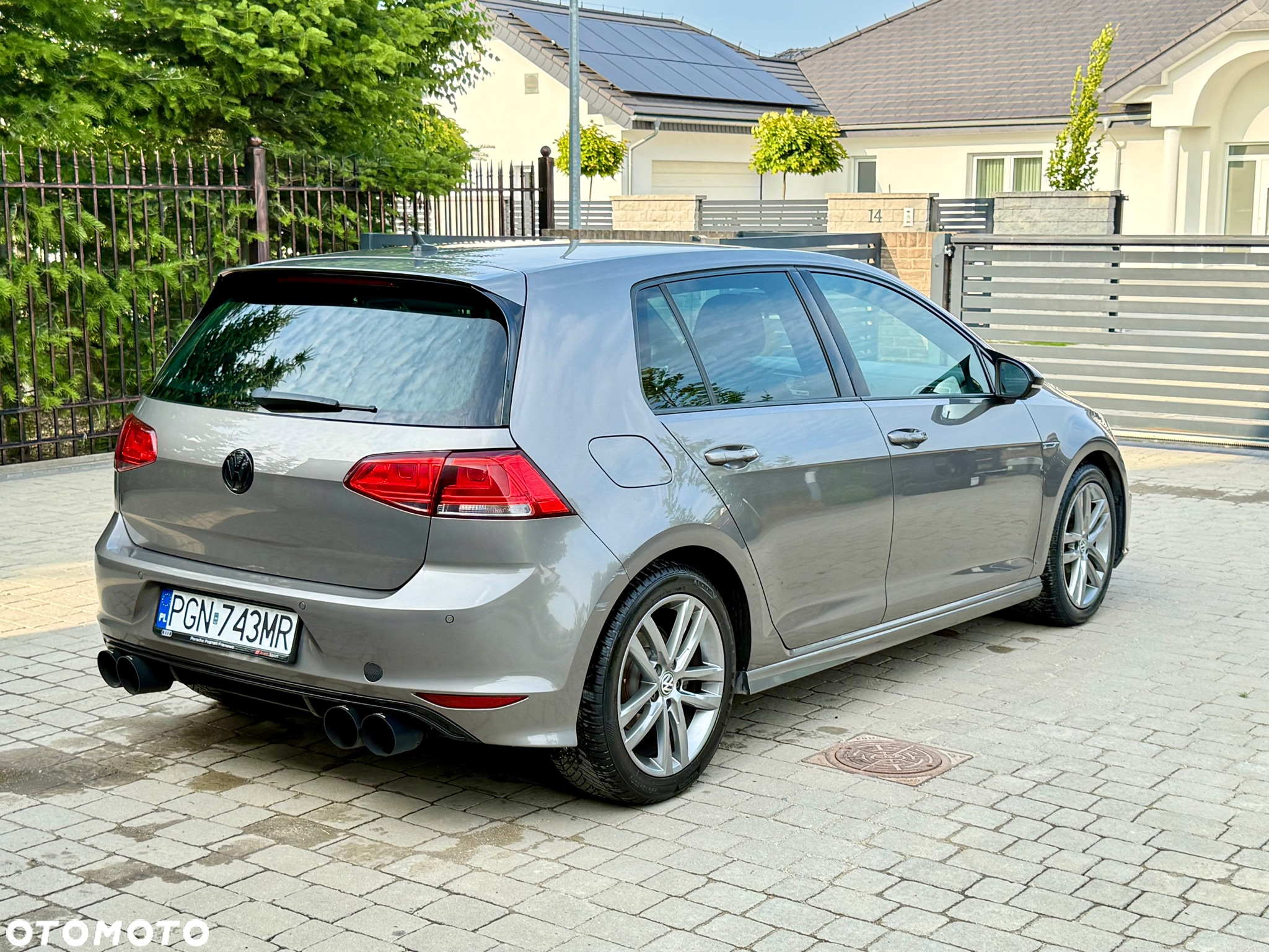 Volkswagen Golf VII 1.4 TSI BMT Highline DSG - 2