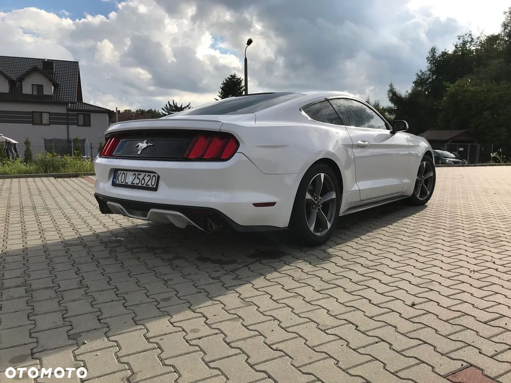 Ford Mustang - 9