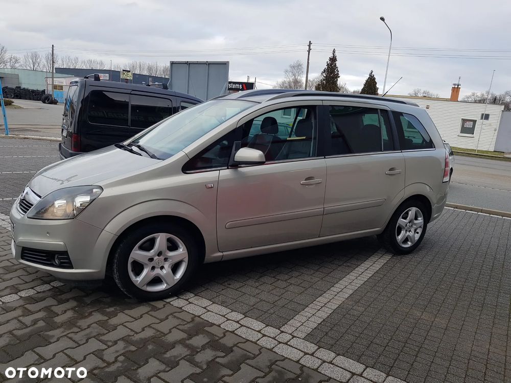 Opel Zafira 2.2 Cosmo - 8