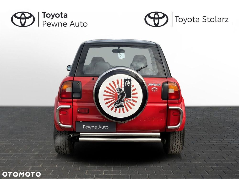 Toyota RAV4 2.0 - 6