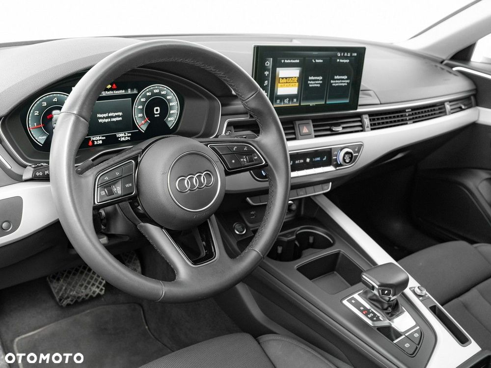 Audi A4 Limousine - 7