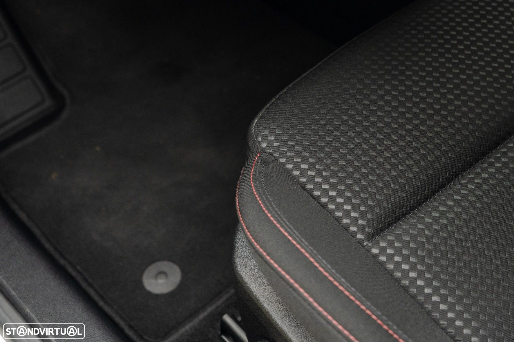Ford Focus SW 1.0 EcoBoost ST-Line - 14