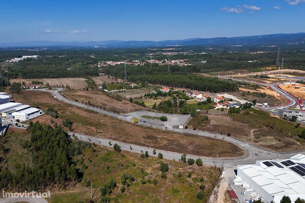 Loteamento Industrial composto por 26 lotes e 3 terrenos rústicos na Q - Grande imagem: 3/12