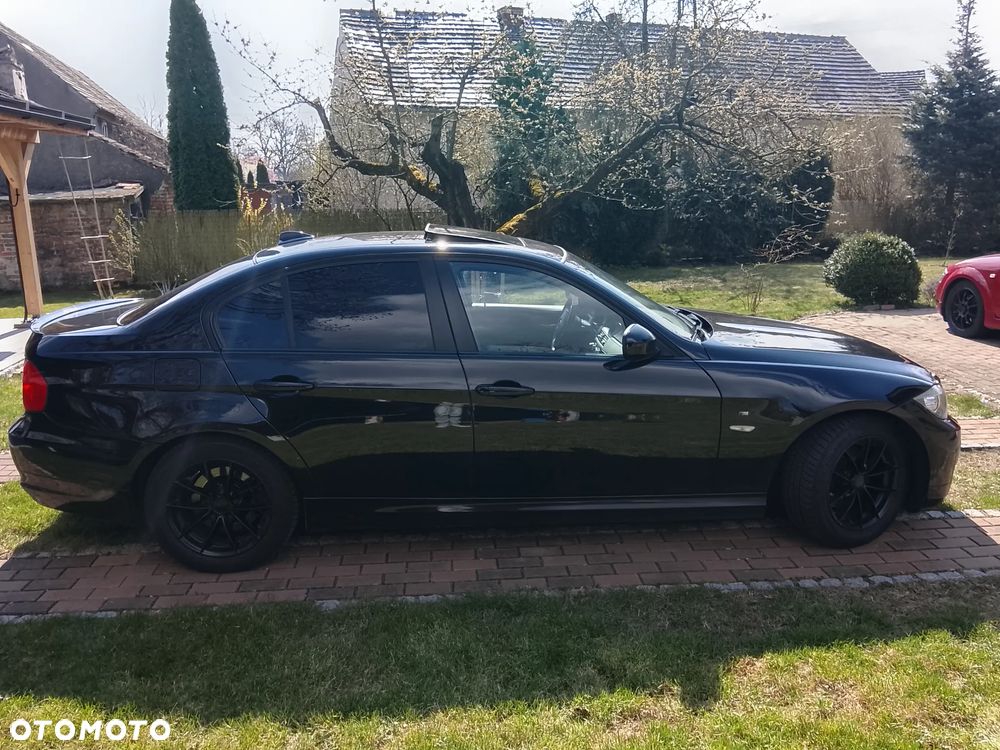 BMW Seria 3 320i - 2