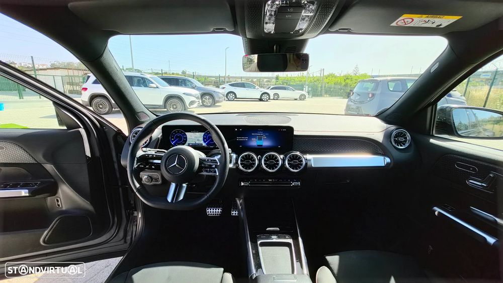 Mercedes-Benz EQB 250+ AMG Line - 13