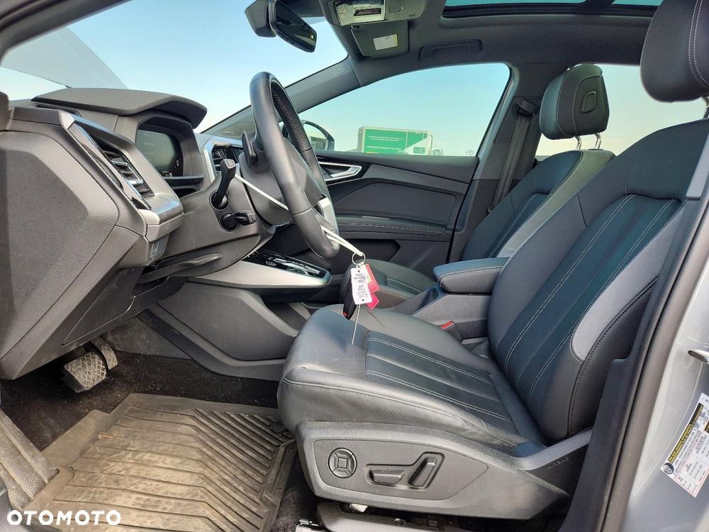 Audi Q4 e-tron - 8