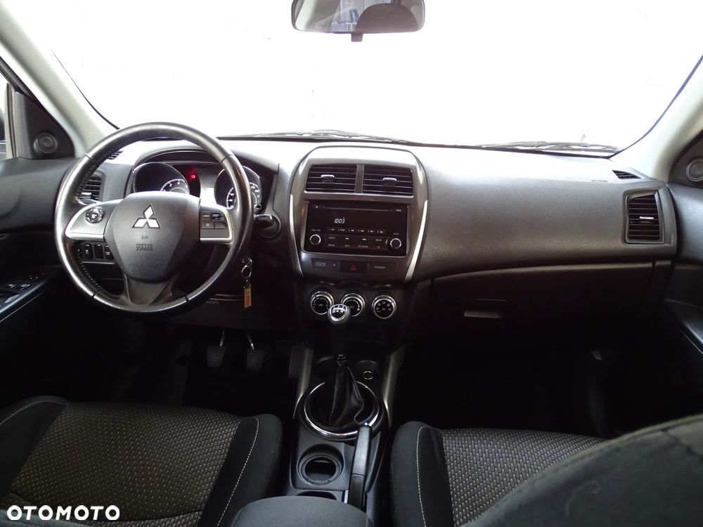 Mitsubishi ASX 1.6 Intense - 33