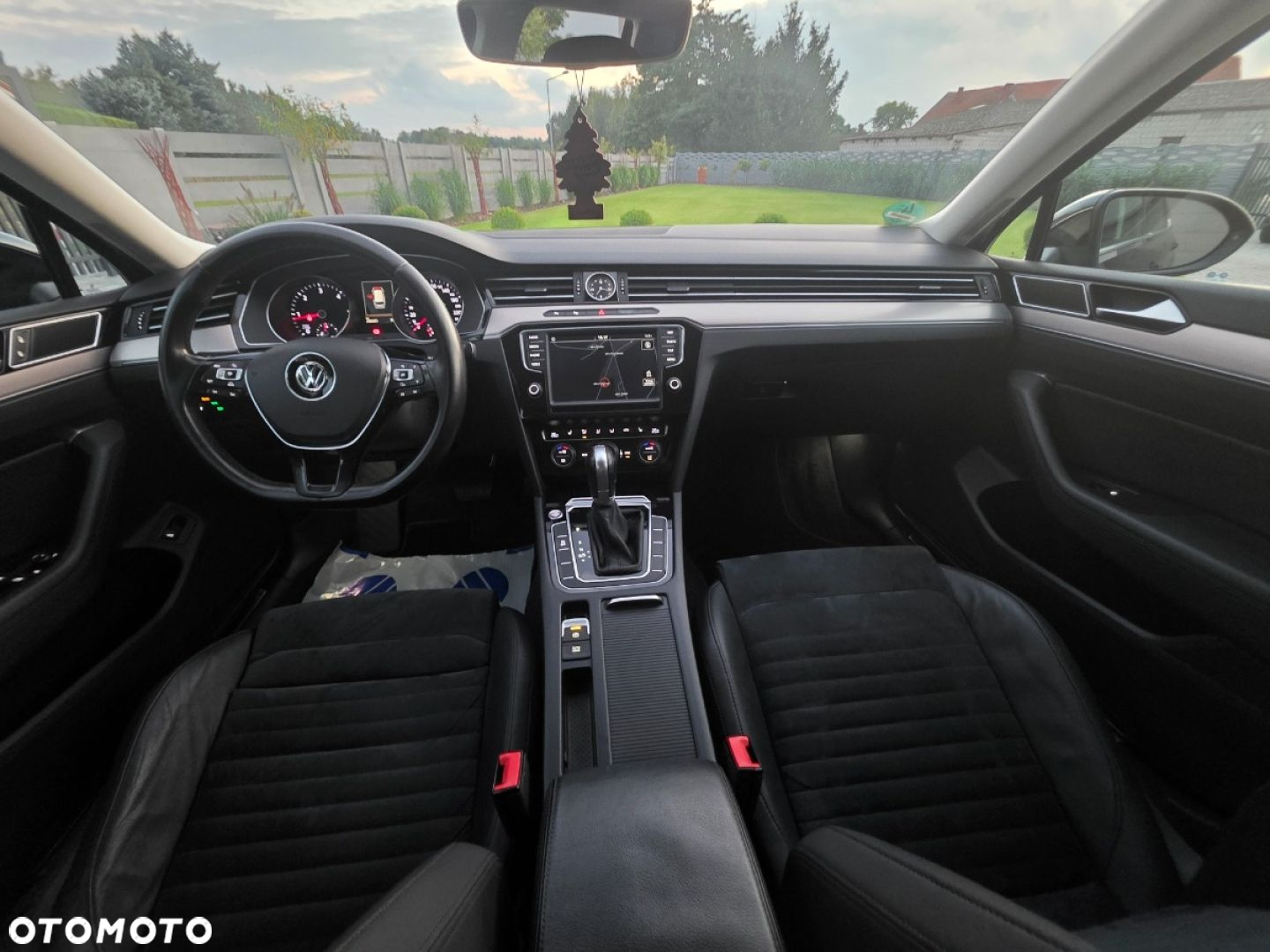 Volkswagen Passat - 21