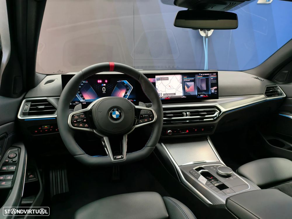 BMW 320 d Pack Desportivo M Pro Auto - 11