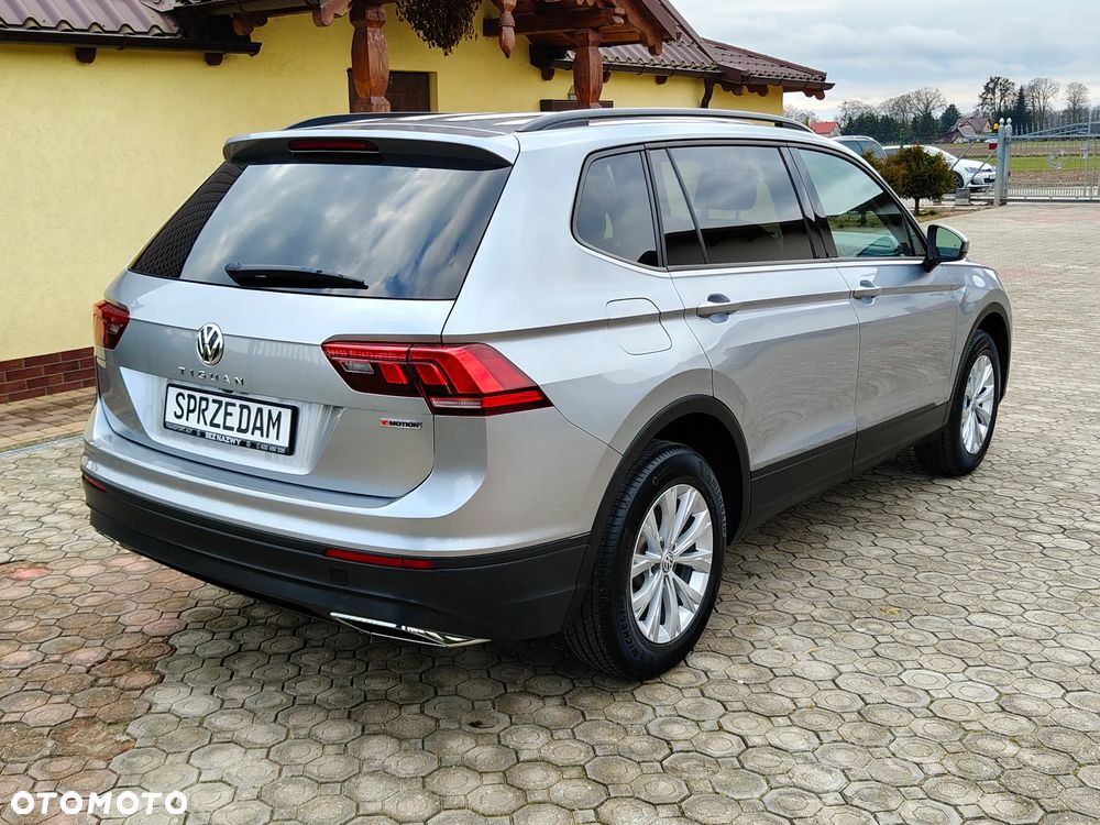 Volkswagen Tiguan Allspace - 11