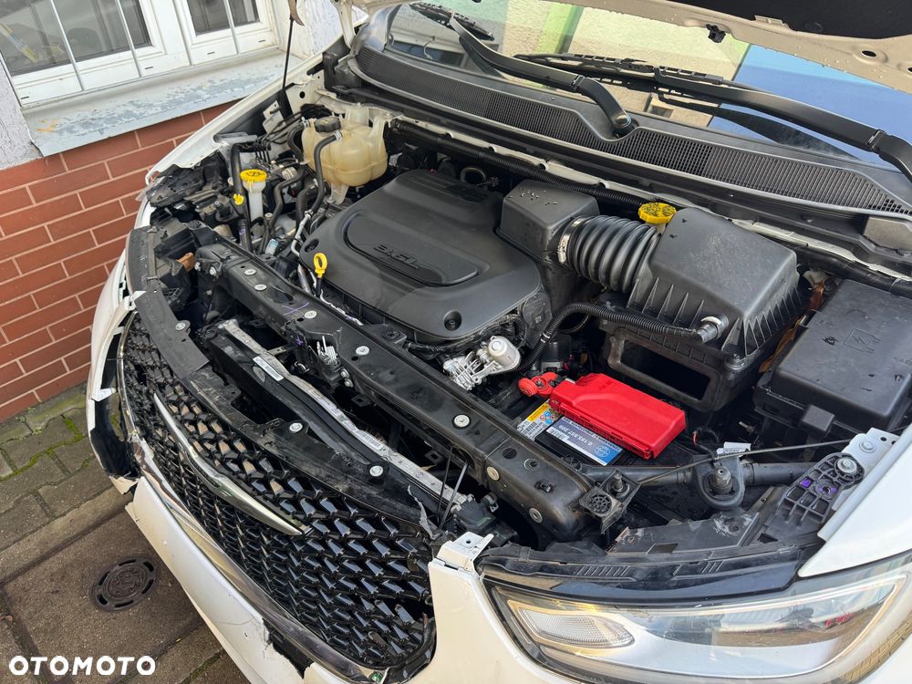 Chrysler Pacifica - 18