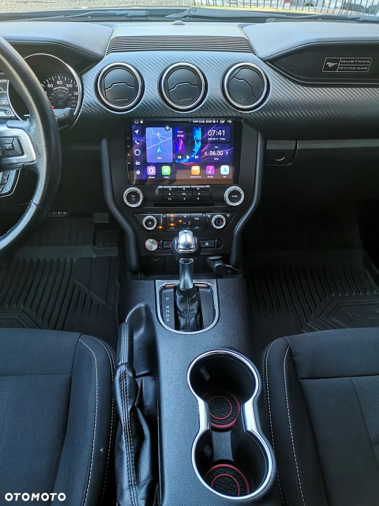 Ford Mustang - 19