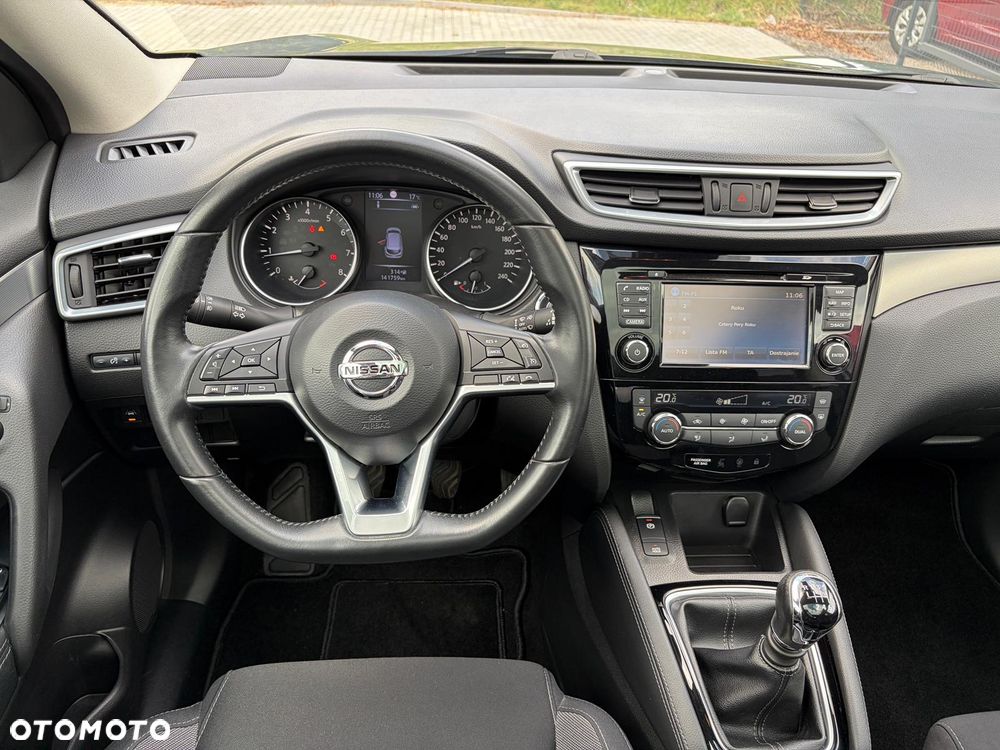 Nissan Qashqai 1.6 DIG-T N-Connecta - 20