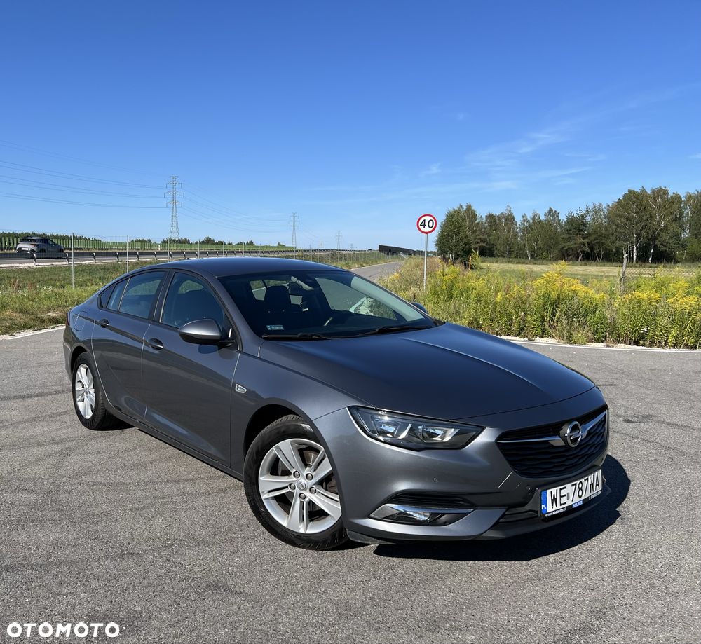 Opel Insignia - 1