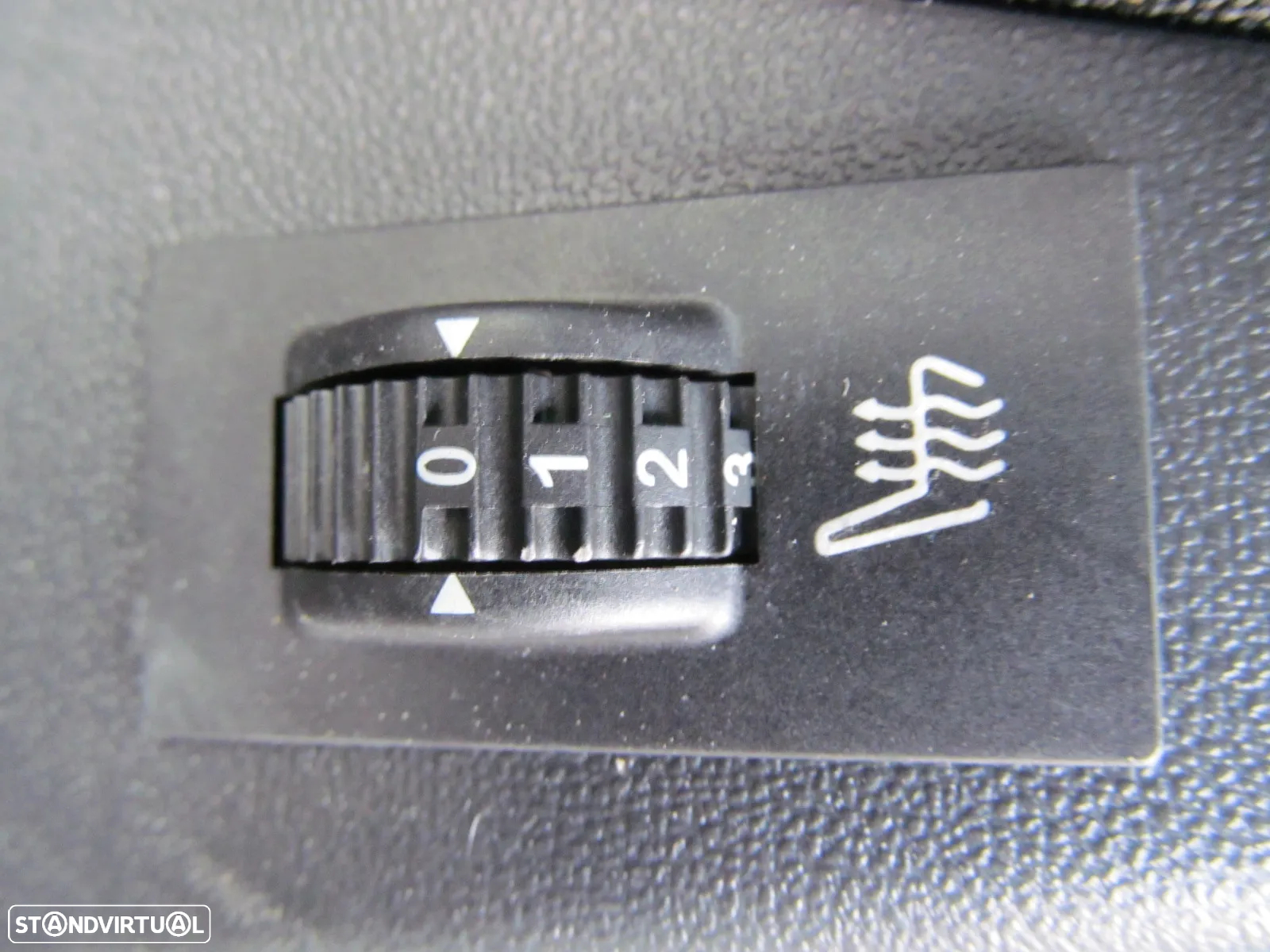 Peugeot 2008 1.2 PureTech Style - 7