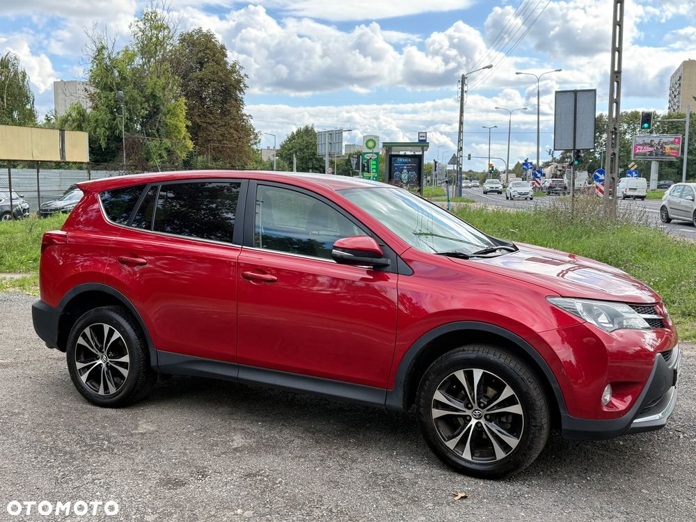 Toyota RAV4 - 8