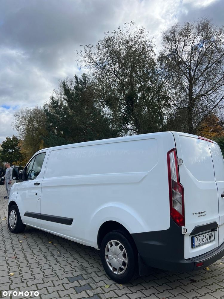 Ford TRANSIT CUSTOM - 3