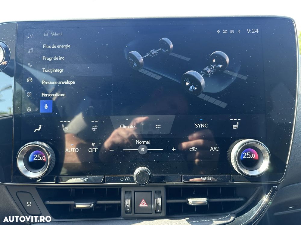 Lexus Seria NX 450h+ AWD CVT PHEV Luxury - 23