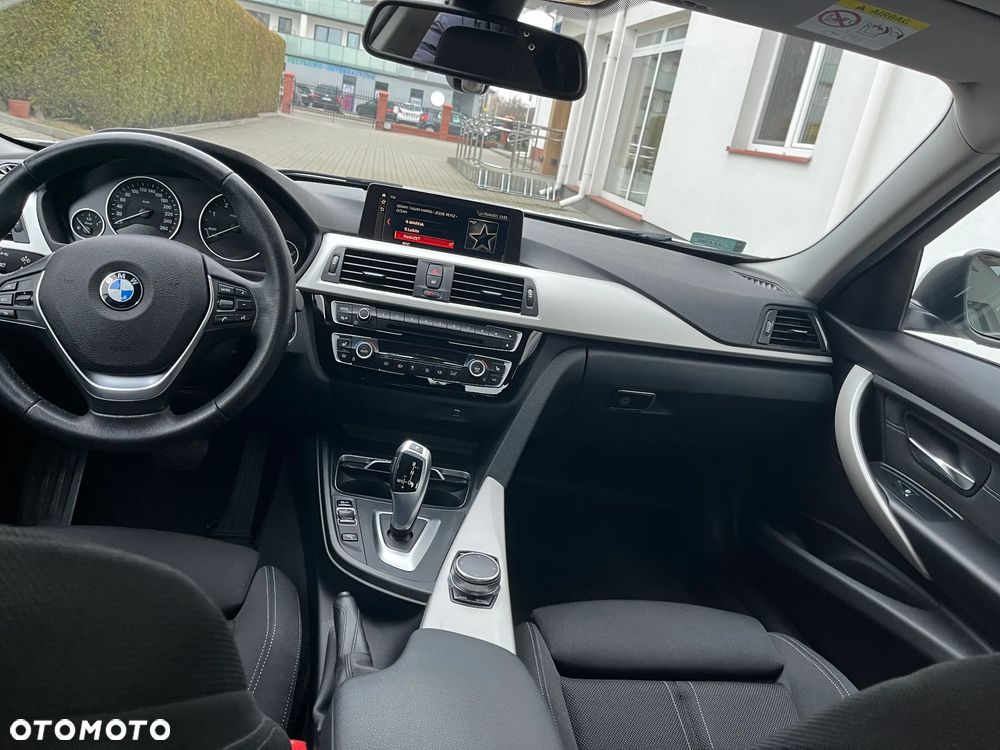 BMW Seria 3 320d - 2