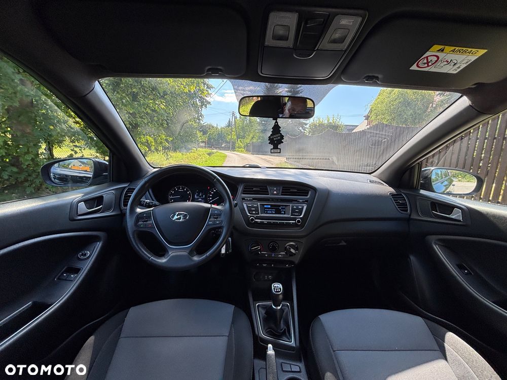Hyundai i20 1.2 Passion - 14