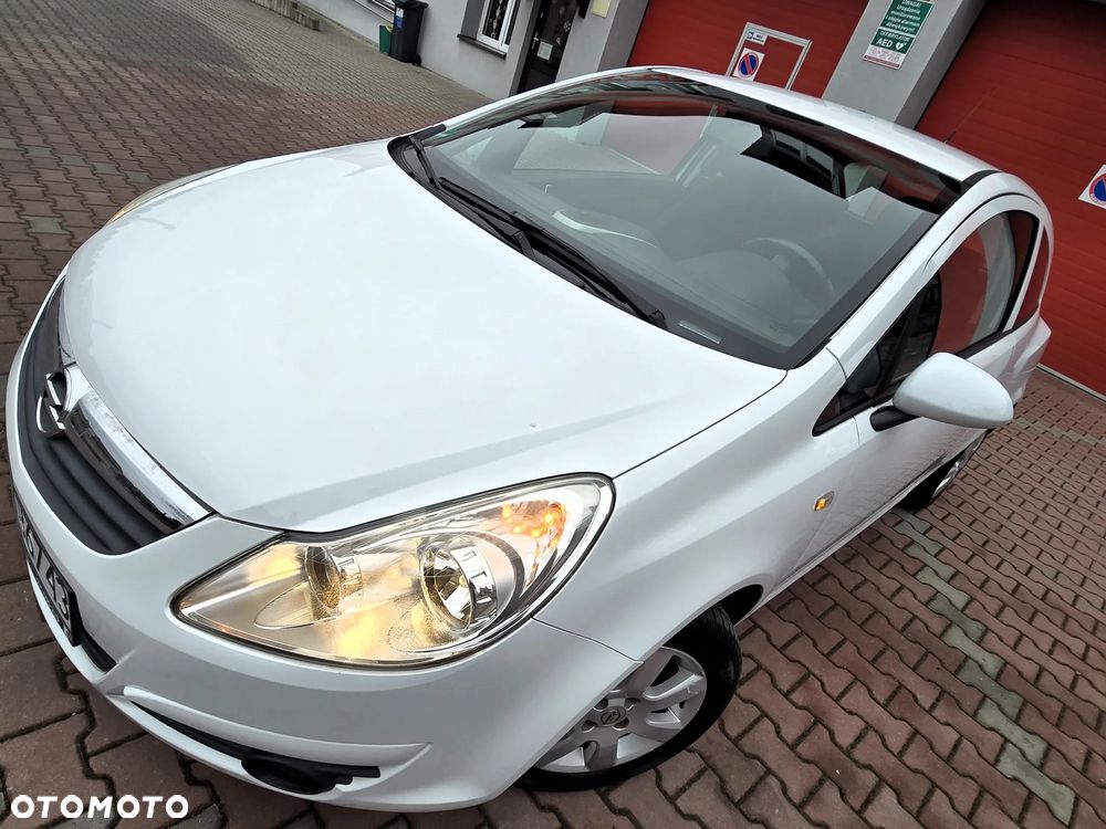 Opel Corsa 1.2 16V Innovation 110 Jahre - 3