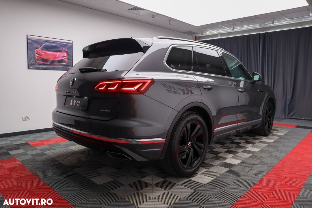 Volkswagen Touareg 3.0 V6 e-Hybrid 4Motion Aut. Elegance - 4
