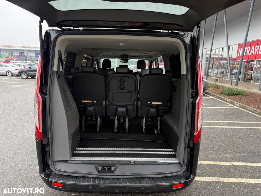 Ford Tourneo Custom Bus 320 2.0 EcoBlue 185 CP L2H1 Titanium X Aut. - 27