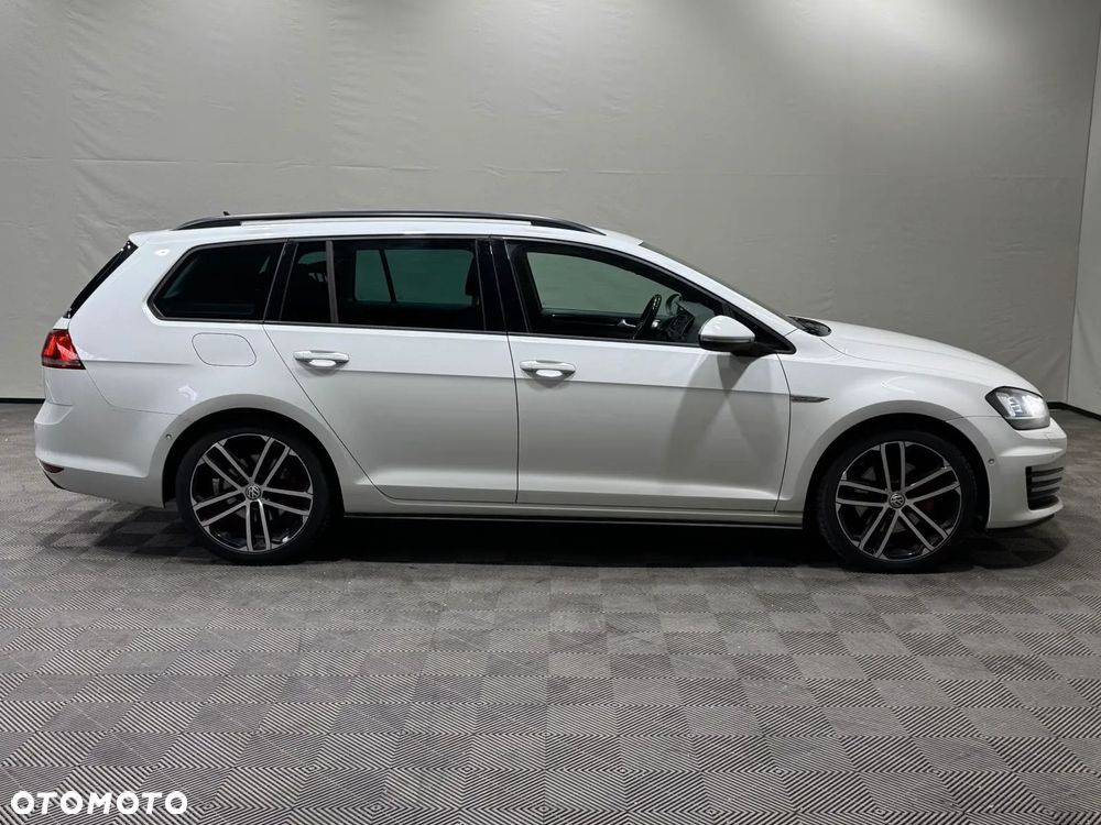 Volkswagen Golf 2.0 TDI BMT GTD DSG - 8