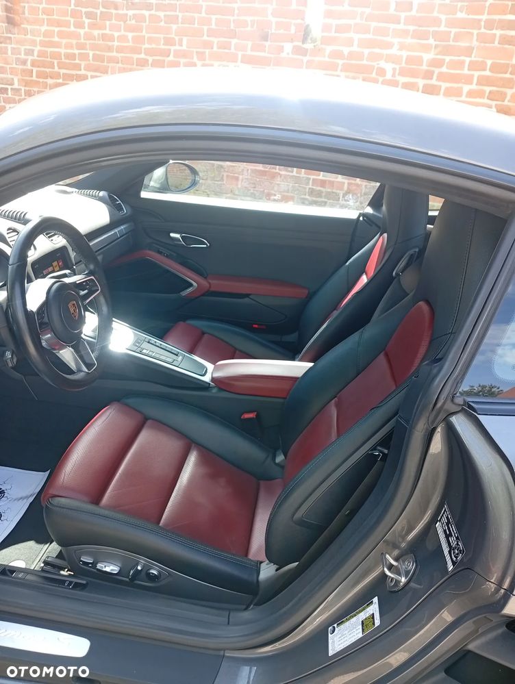 Porsche 718 Cayman - 6