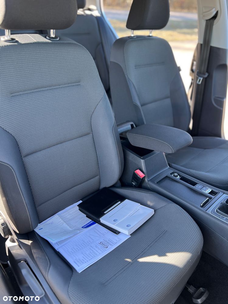 Volkswagen Golf 1.6 TDI BlueMotion Technology Trendline - 19