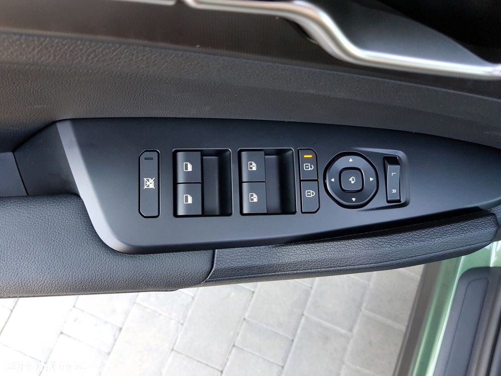Kia Sportage 1.6 T-GDI HEV Business Line 2WD - 16