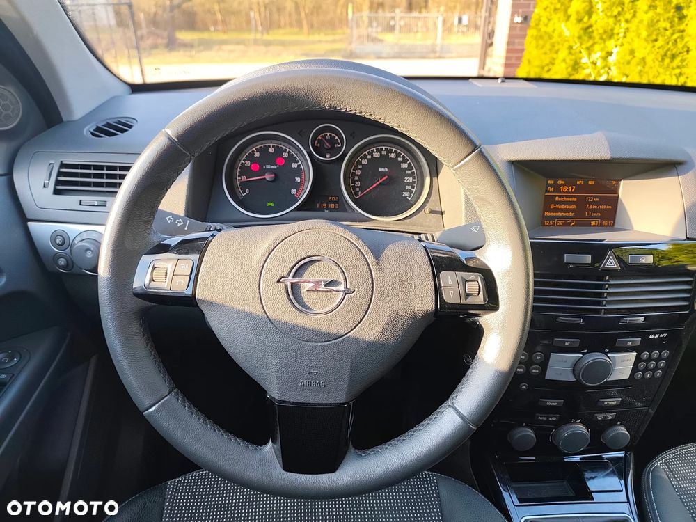 Opel Astra 1.6 Active - 20