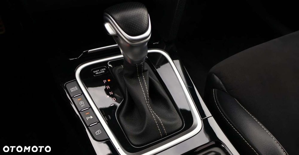 Kia ProCeed - 26
