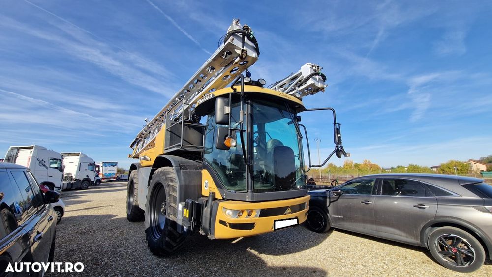 Challenger ROGATOR 635 SPRAYER - 2