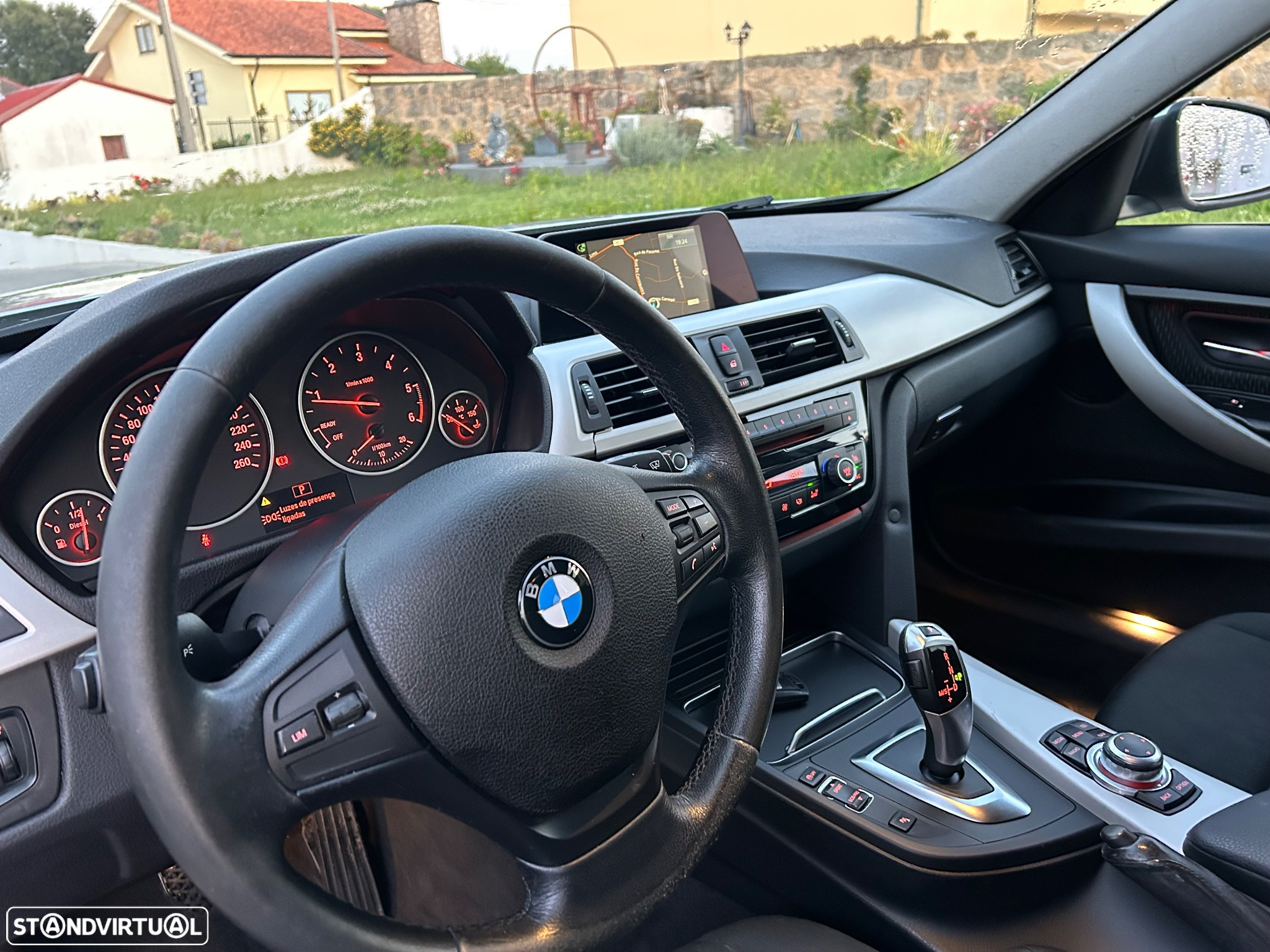 BMW 318 d Touring Aut. - 12