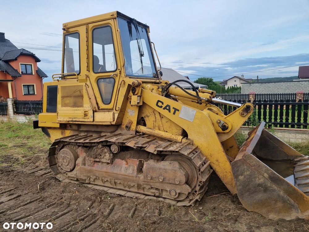 Caterpillar 945 - 4