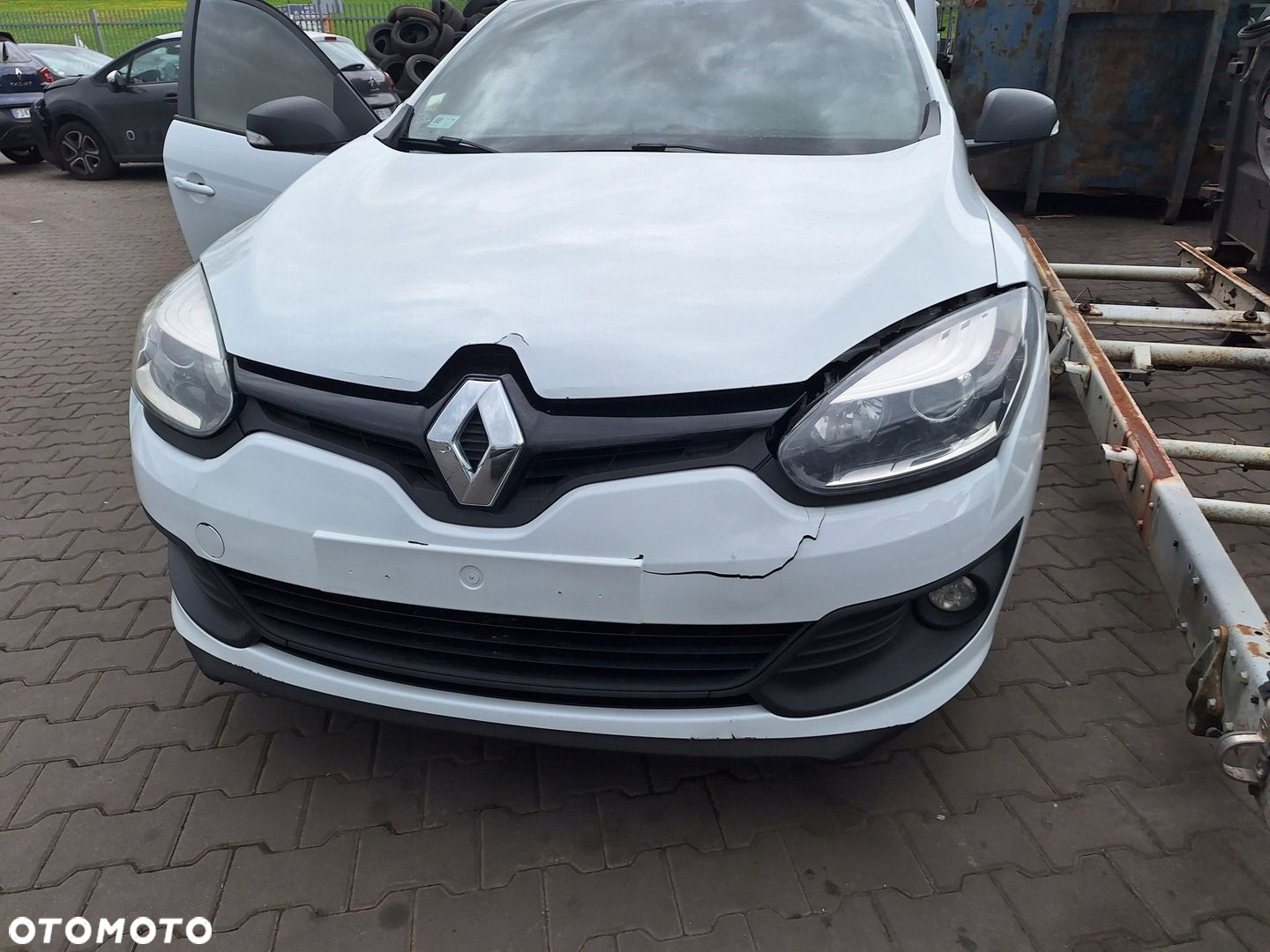 RENAULT MEGANE 3 III LIFT 13-15 BIAŁY ZDERZAK PRZÓD ATRAPA OV369 - 3