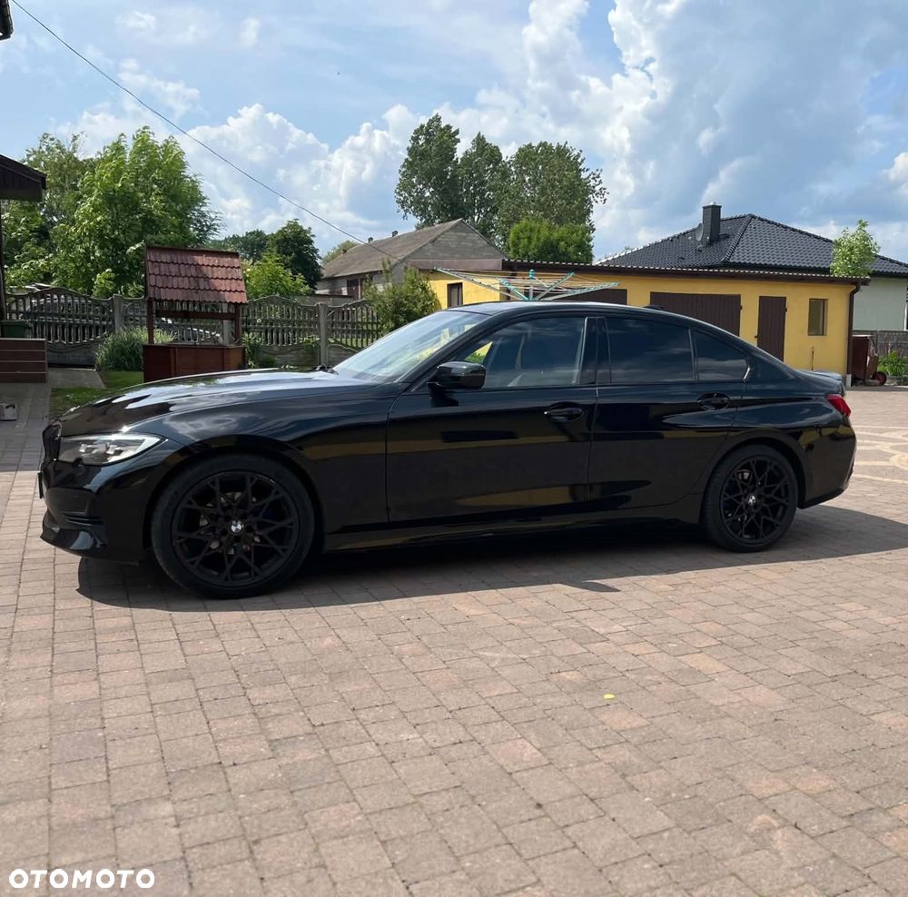 BMW Seria 3 318d - 6