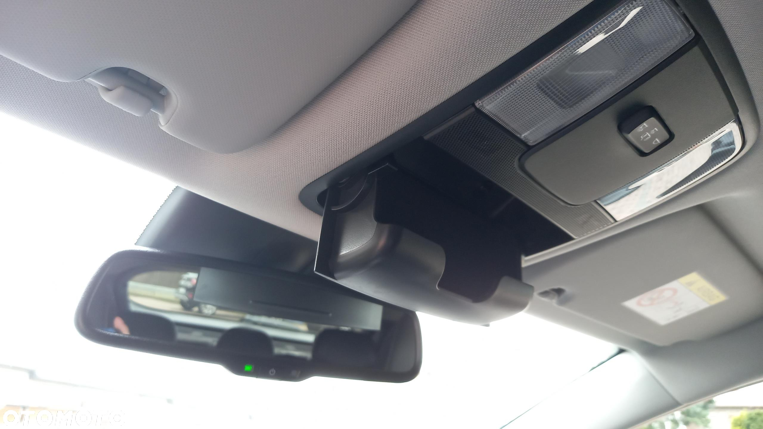 Kia XCeed 1.6 GDI PHEV L DCT - 12