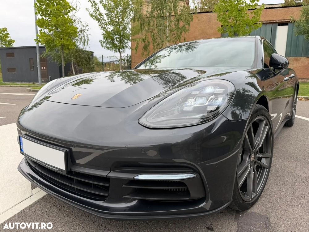 Porsche Panamera 4S