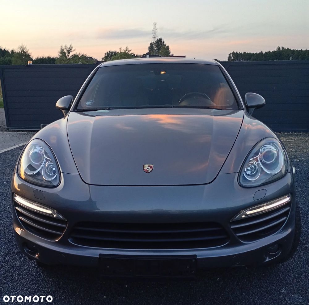 Porsche Cayenne - 23
