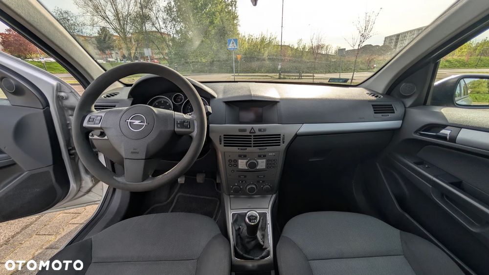 Opel Astra 1.3 CDTI Enjoy - 4