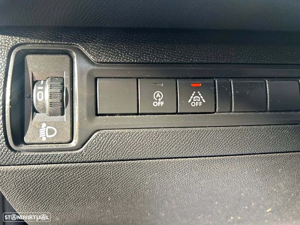 Peugeot 308 1.5 BlueHDi Allure Pack EAT8 - 34