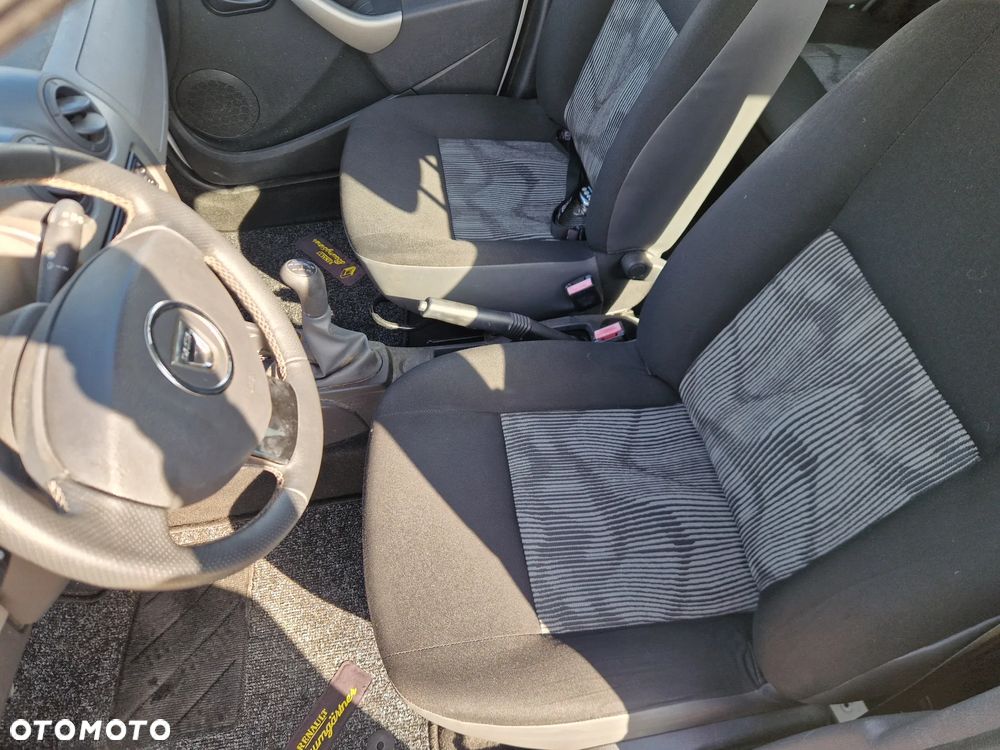 Dacia Sandero - 15