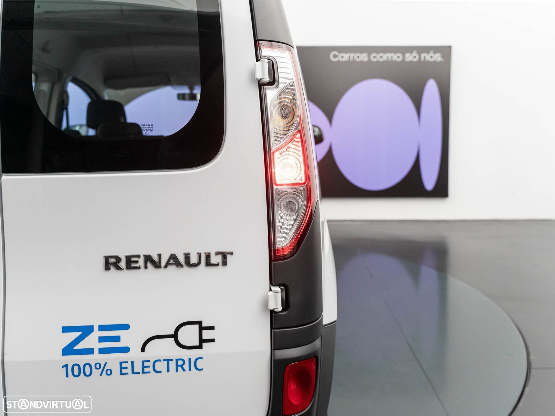Renault Kangoo Z.E. 33 - 10