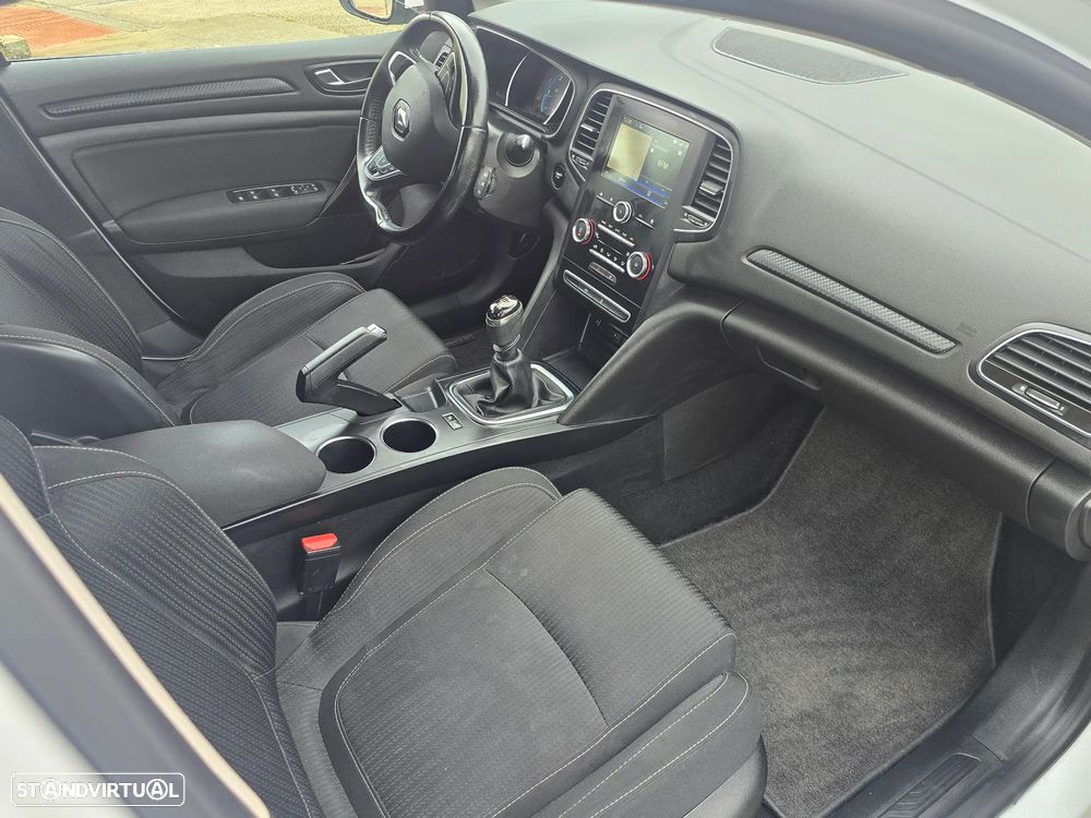 Renault Mégane ENERGY dCi 110 LIMITED - 11