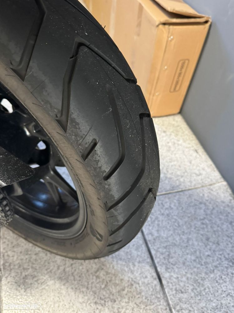 BMW F 750 GS Triple Black - Full Extras - 13