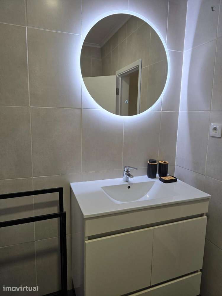 Apartamento com 2 quartos - localizado em Bairro Alto Lisbon - Grande imagem: 2/14